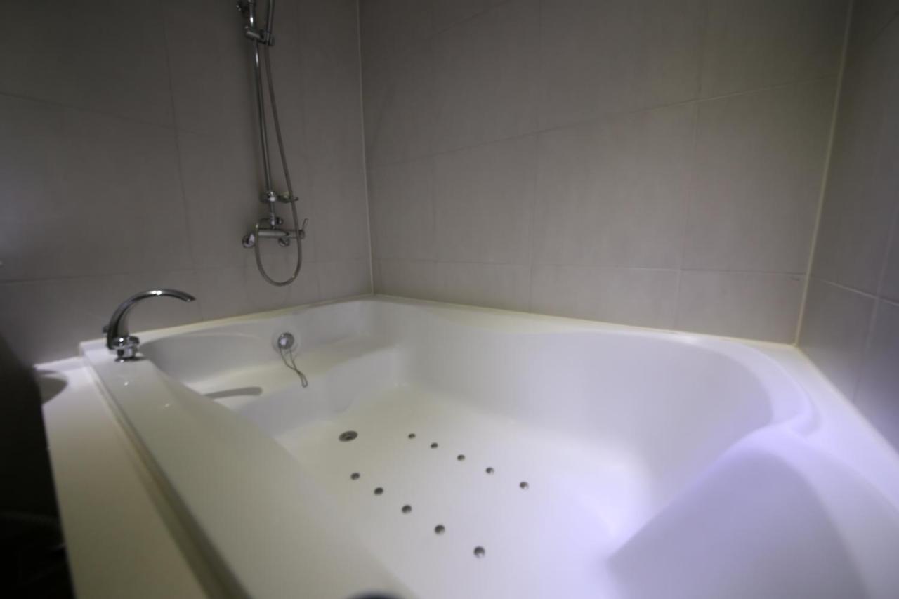 Xian Hotel Cheongju Bagian luar foto